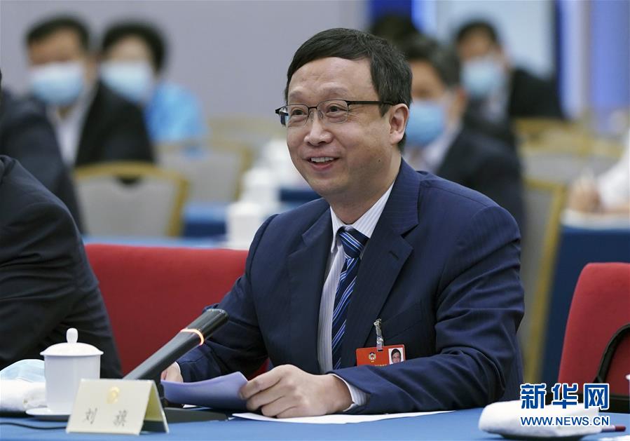 （新華全媒頭條·圖文互動(dòng)）（4）從人民中汲取磅礴力量——習近平總書(shū)記同出席2020年全國兩會(huì )人大代表、政協(xié)委員共商國是紀實(shí)